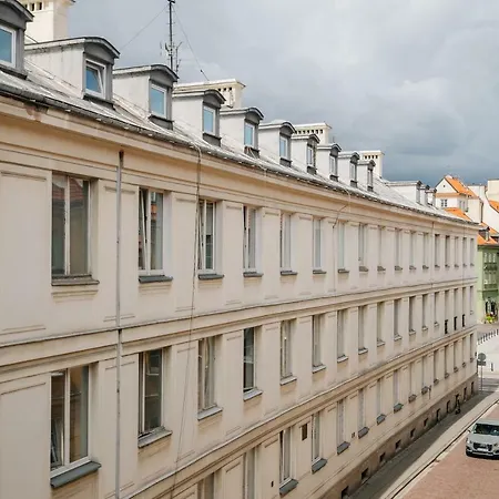 Apartment Miodowa Old Town